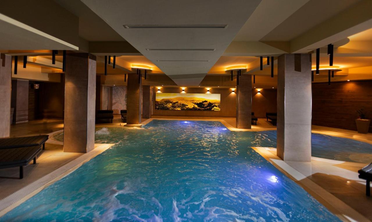 Donna VI Hotel Geraci Siculo ภายนอก รูปภาพ