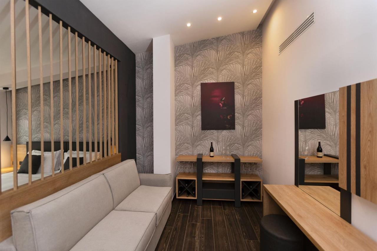 Donna VI Hotel Geraci Siculo ภายนอก รูปภาพ