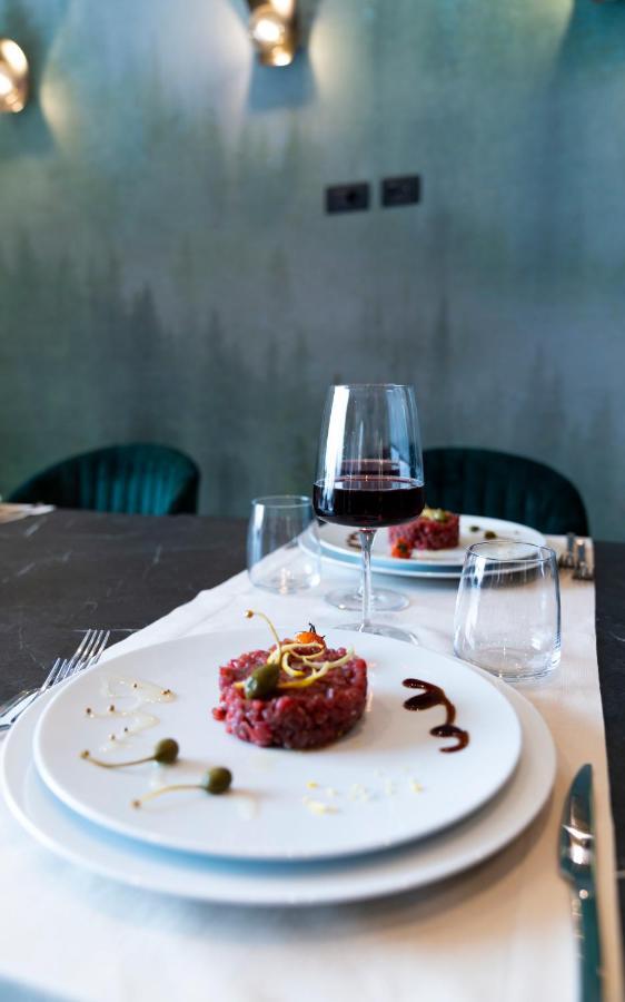 Donna VI Hotel Geraci Siculo ภายนอก รูปภาพ